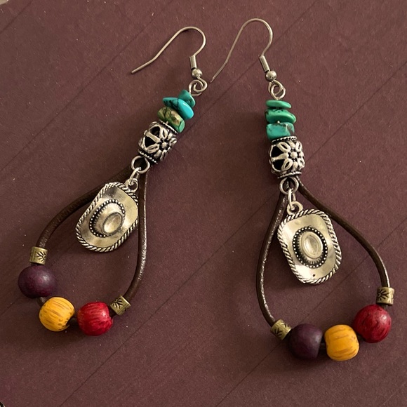 LEATHER DANGLE EARRINGS-cowboy earrings-Loop Earrings-Boho Earrings - Picture 3 of 5